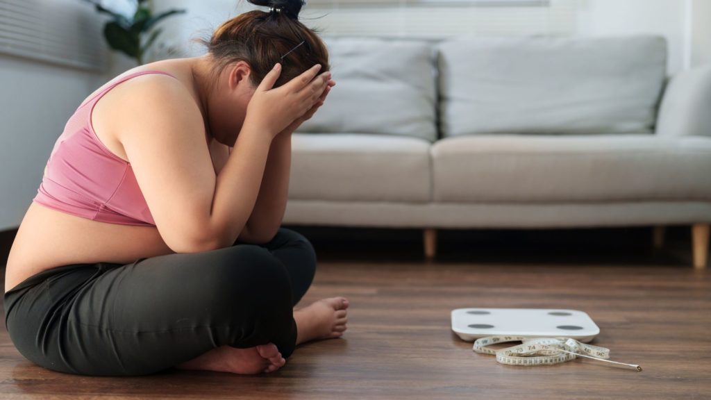 体重増加が止まらない40代女性！食べてないのに太るのは病気？